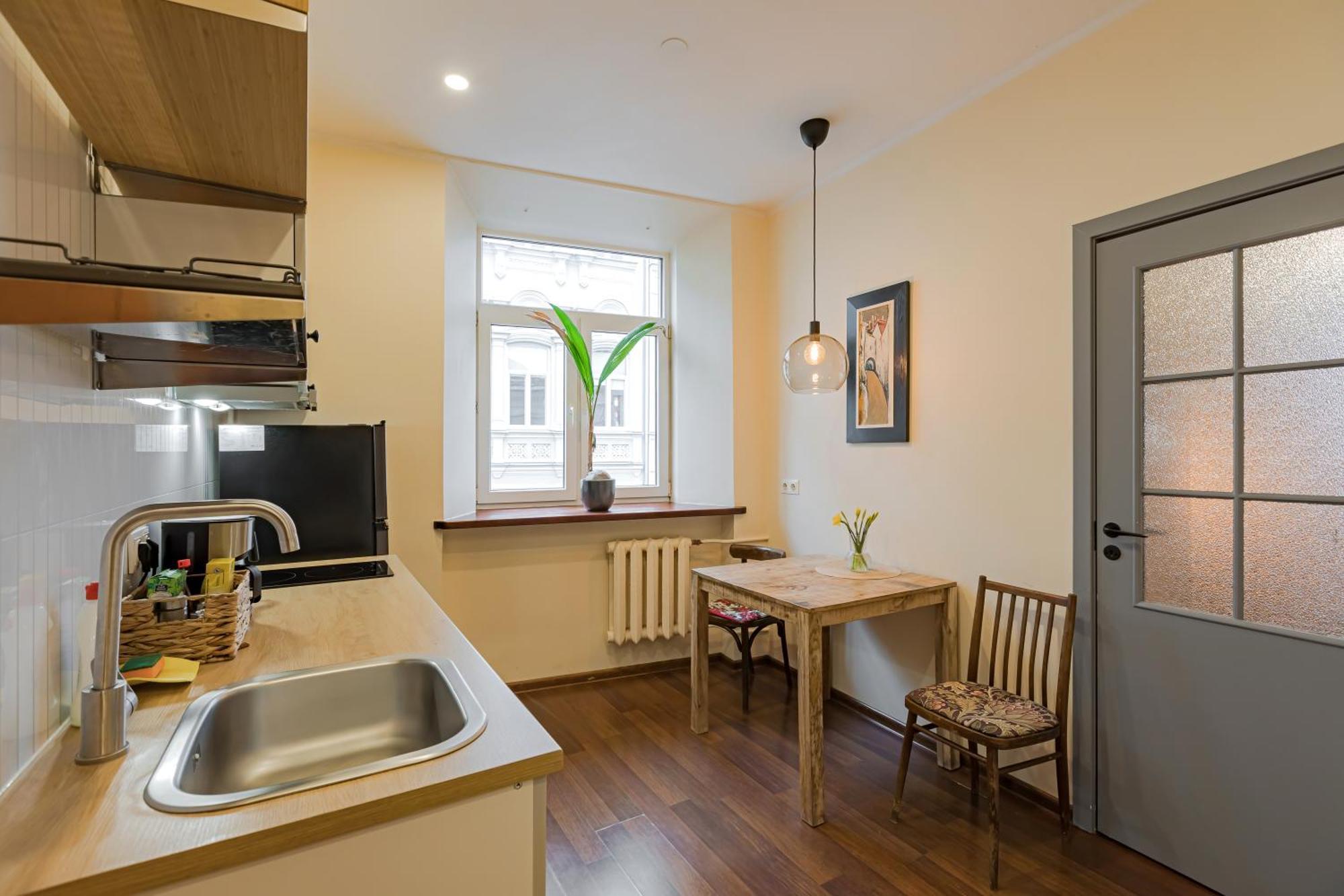 Cozy Studio And Standard Apartments In The Heart Of Oldtown ヴィリニュス エクステリア 写真